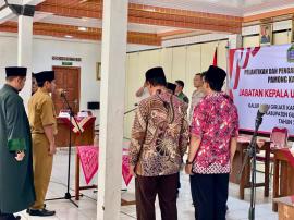 PENGAMBILAN SUMPAH/JANJI DAN PELANTIKAN KAUR DANARTA KALURAHAN GIRIJATI